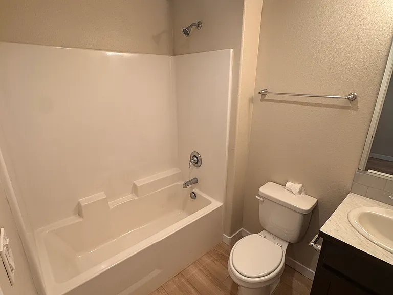 611 Koontz Rd #A — Photo 14