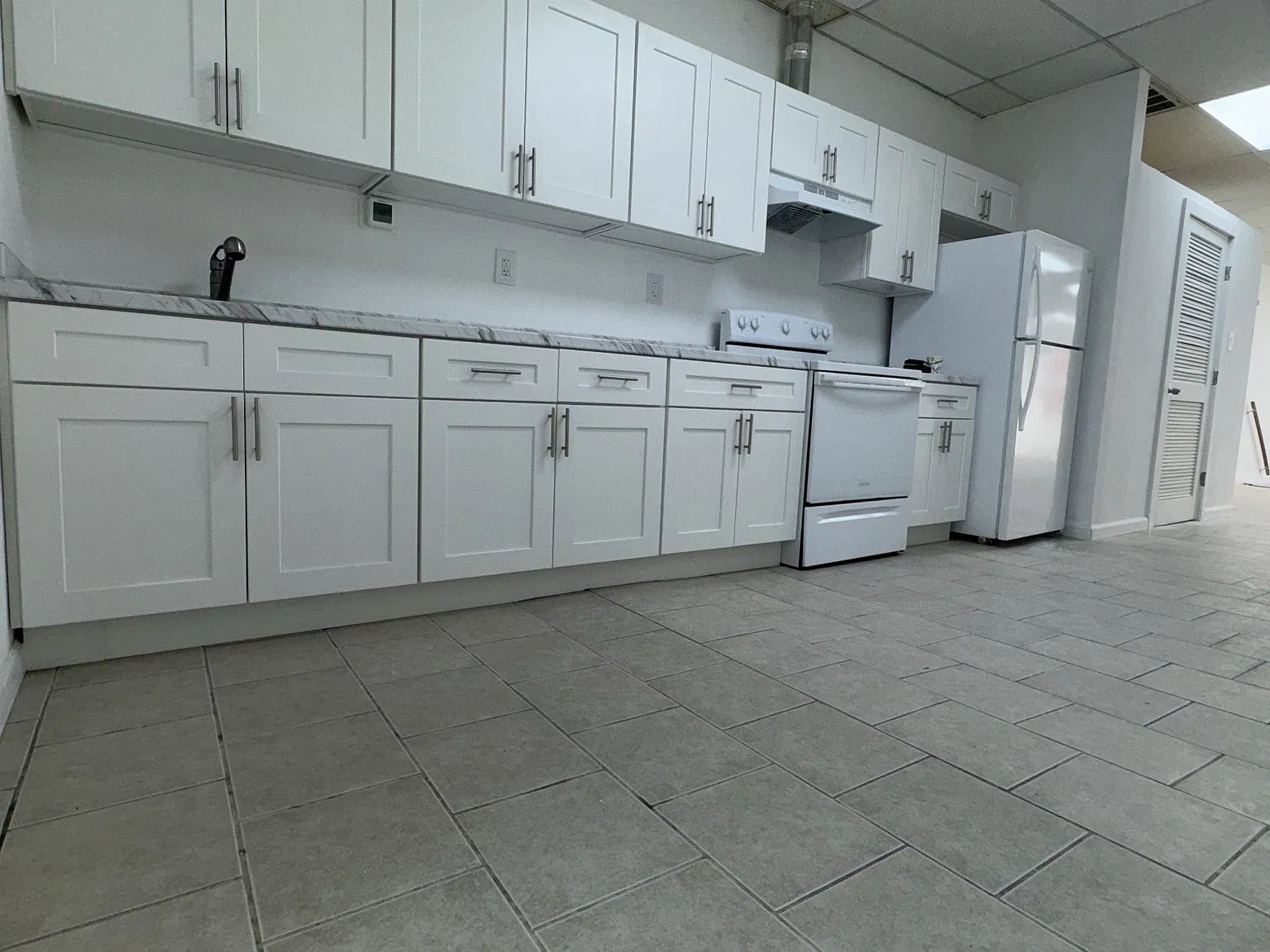 2 bed, 1450 sqft, $2,200 — Photo 1