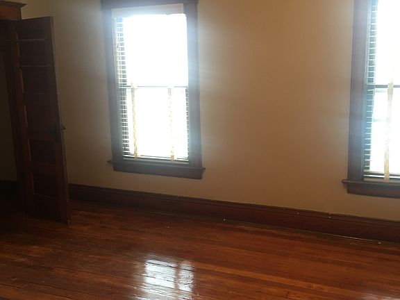 5th image of 2516 Wirt St