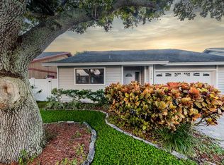 1714 Whispering Dr E, Largo, FL 33771