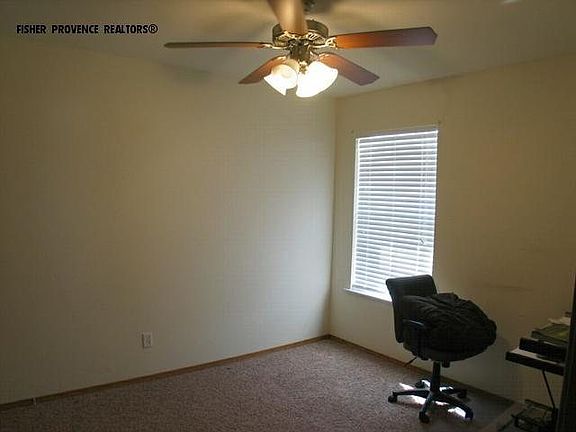 2nd image of 803 E Kc Ct