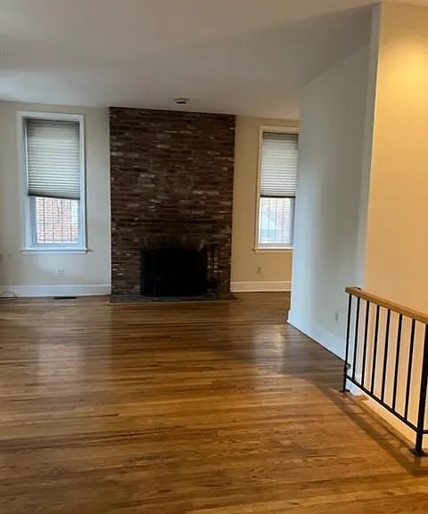 676 4th St NE #105 — Photo 3