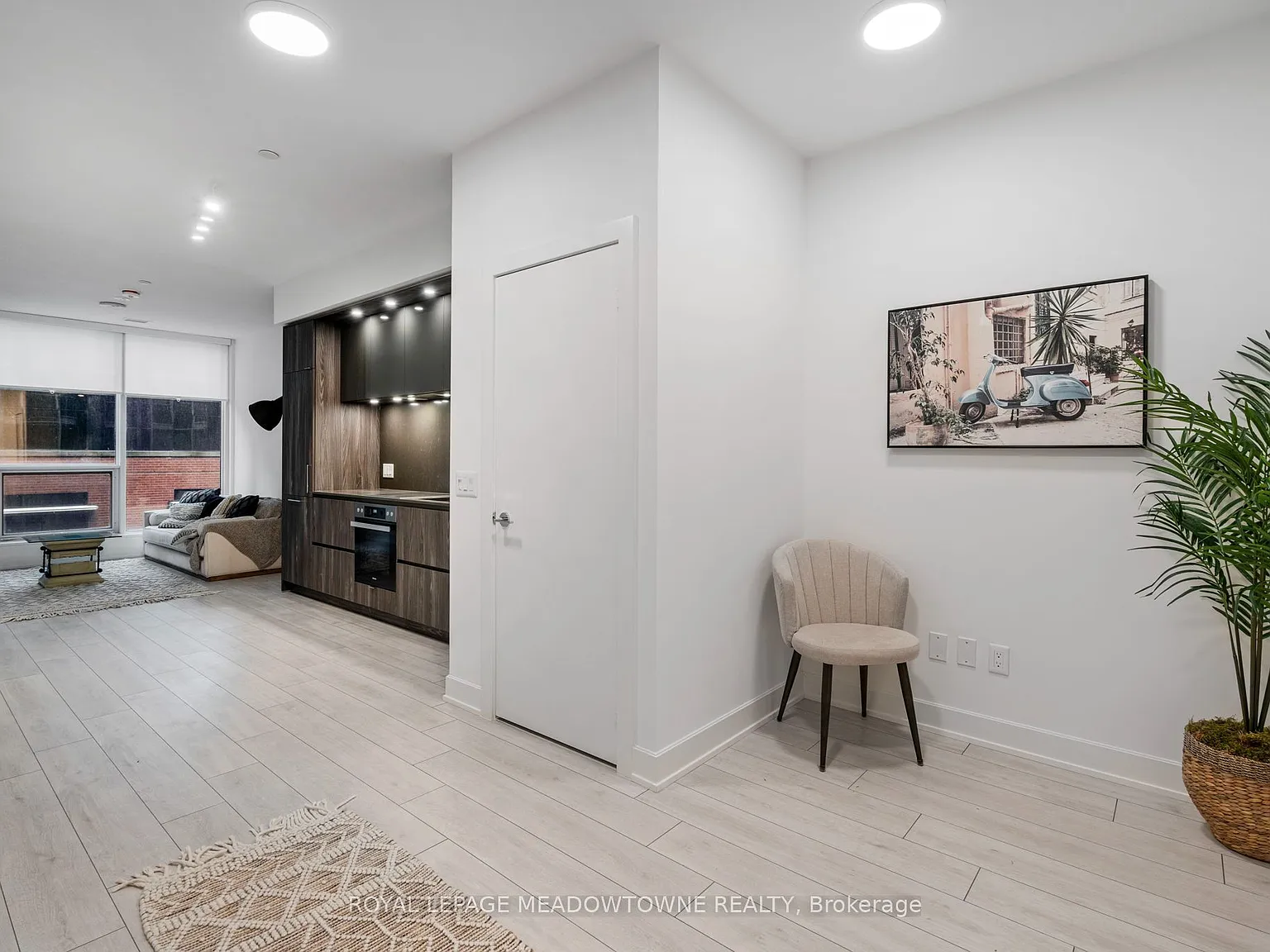 2 bed, $2,600 — Photo 3