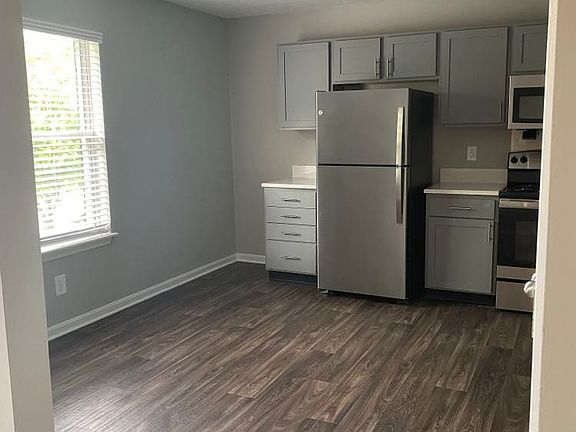 3rd image of 4706 Hawthorne Place Dr #4