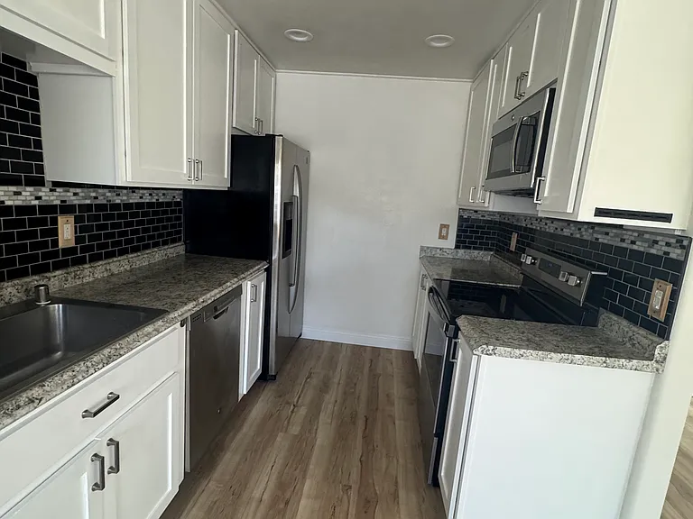 3404 Lockwood Ct #1 — Photo 19