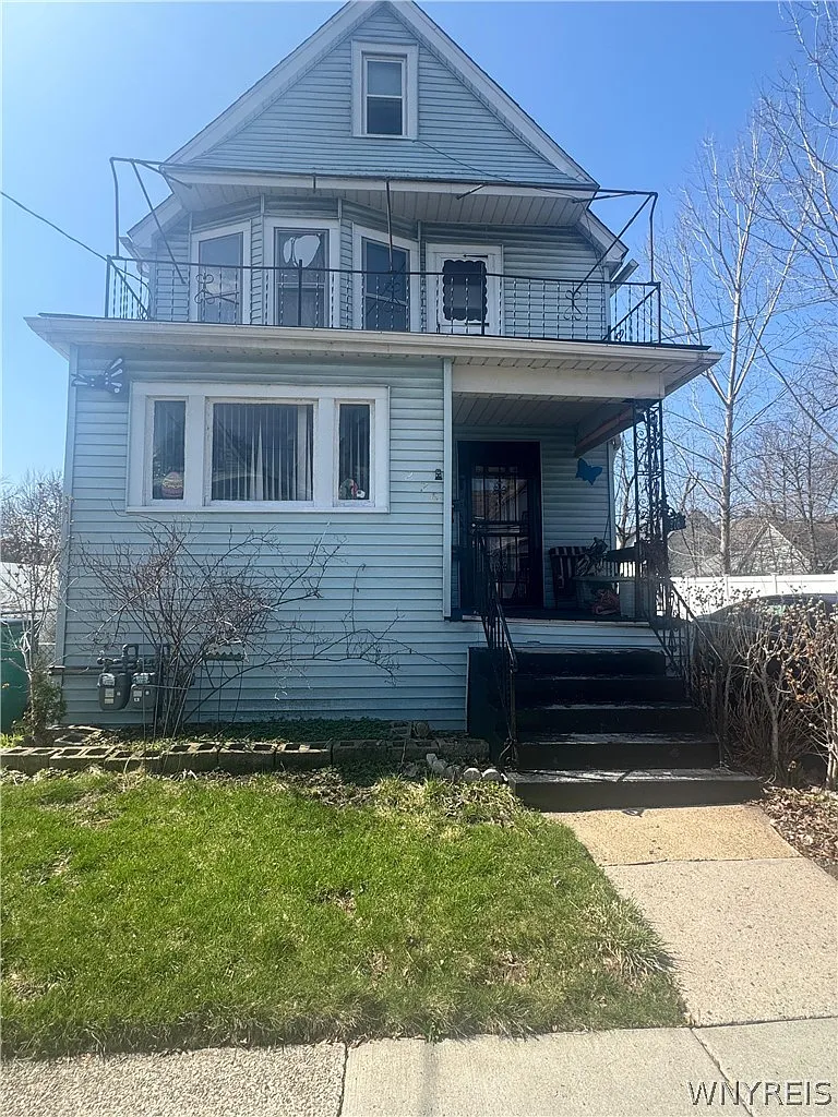 276 Bissell Ave photo 1