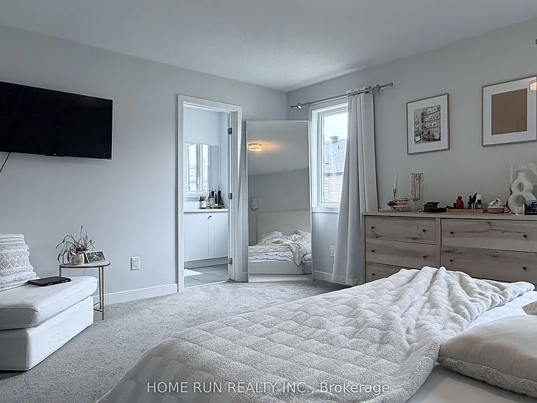 219 Billrian Cres — Photo 13