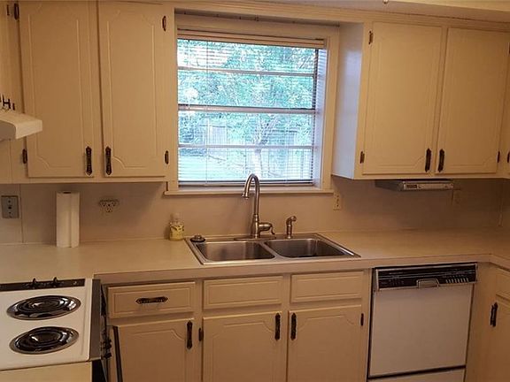 2nd image of 126 Greenway St