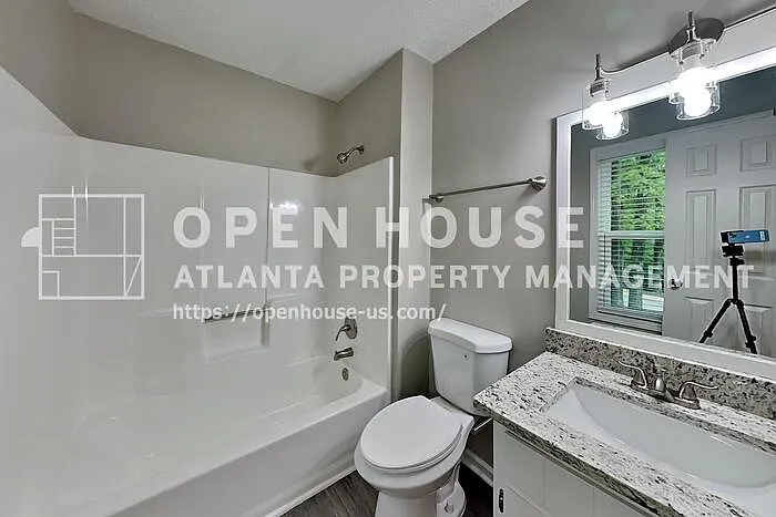 82 Fox Ridge Ct — Photo 10