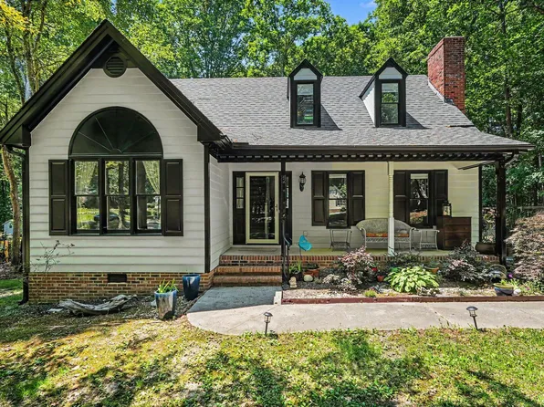 6016 Hampton Ridge Rd, Raleigh, NC 27603