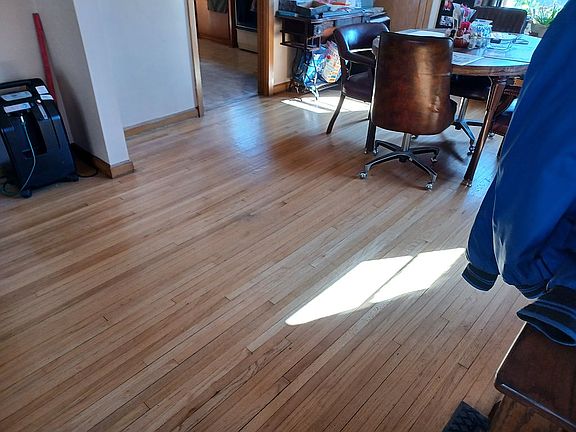 Southern Oak Hardware floors