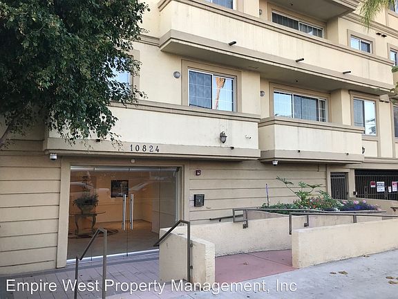 3rd image of 10824 Bloomfield St APT 303