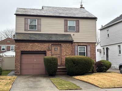 73-55 192nd Street, Flushing, NY, 11366