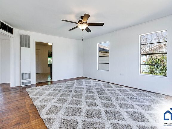 4th image of 107 Belaire Ave