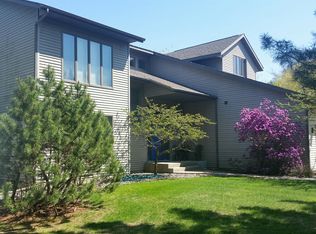301 Virginia Dr, Stevens Point, WI 54481