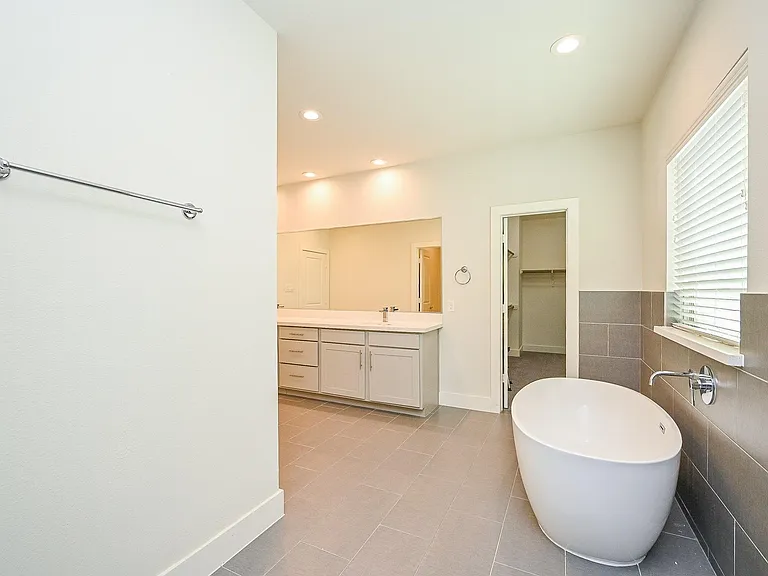 1106 Fuschia Rd — Photo 17
