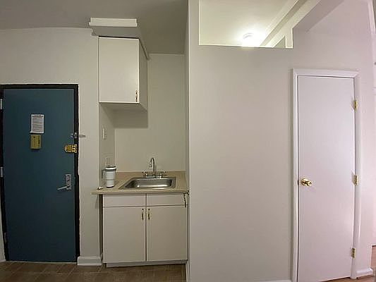 5th image of 346 E 62nd St #4D