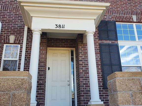 2nd image of 3811 S Dayton St
