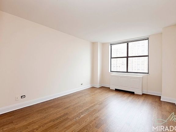 4th image of 330 E 39th St APT 5A