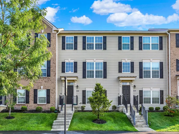 7255 Barker St, Carmel, IN 46033