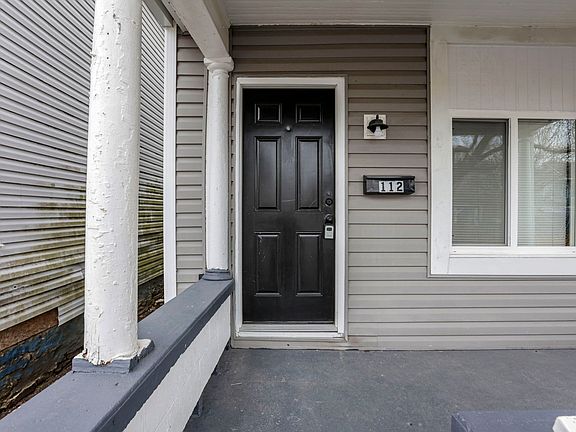 3rd image of 112 S Cypress Ave