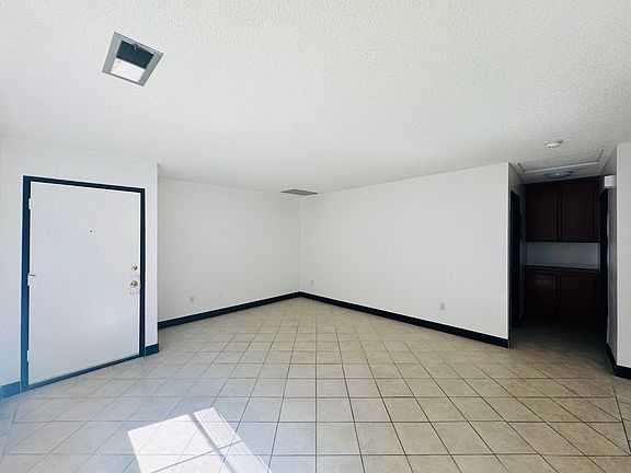 3rd image of 828 S Taylor Ave APT 3