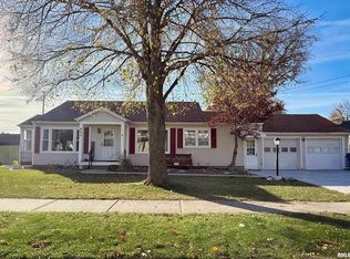 640 32nd Ave, Moline, IL 61265