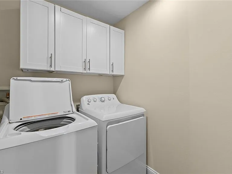 2215 Chesterbrook Ct #203 — Photo 24