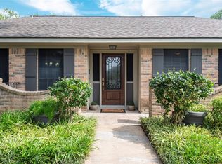2403 Meadow Way Dr, Missouri City, TX 77459