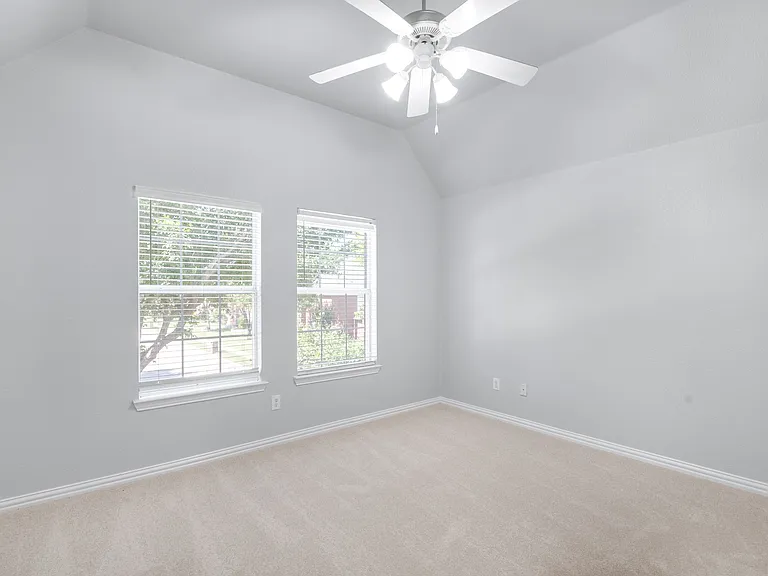 14895 Farmcote Dr — Photo 29