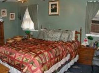 3127 Couch Pl, East Elmhurst, NY 11369