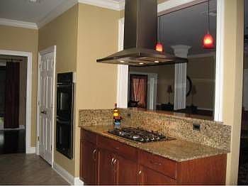 4th image of 3829 N Hullen St