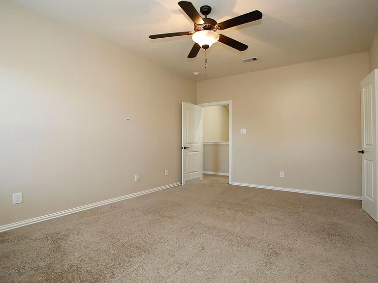 13827 Slate Mountain Ln — Photo 37