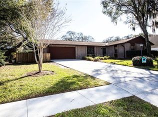 1807 Lakeview Dr, Brandon, FL 33511