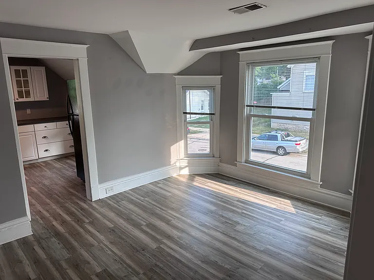 729 College Ave NE #2 — Photo 12
