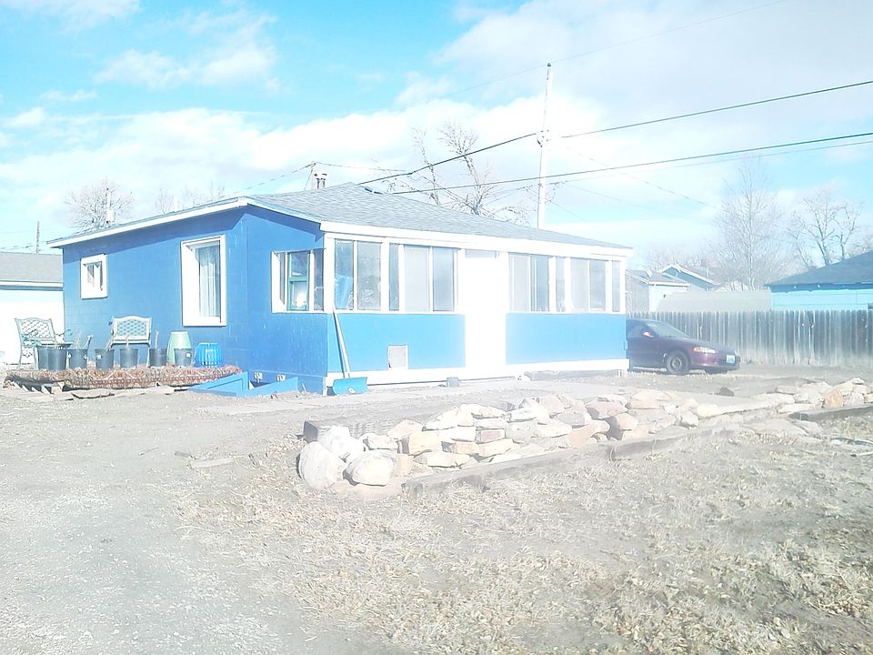 1st image of 371 W Gibbon St