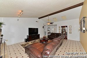 4th image of 16318 Tres Ritos St