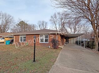 2017 E Page St, Springfield, MO 65802