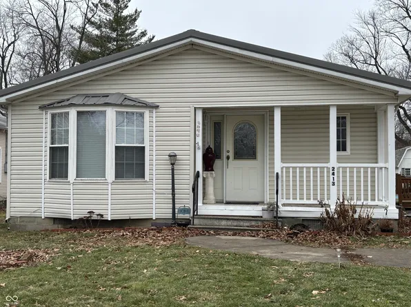 2413 N Milton St, Muncie, IN 47303
