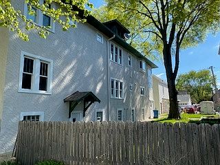 3rd image of 324 Marengo Ave