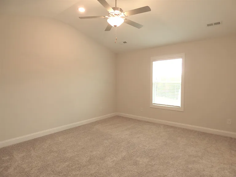 110 Tavern Trl — Photo 20