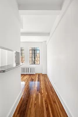 4th image of 25 Tudor City Pl APT 1520