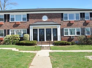 502 Pitney Pl, Morristown, NJ 07960