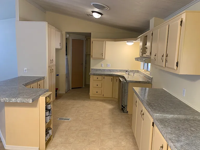 6124 W Tucson Estates Pkwy — Photo 8