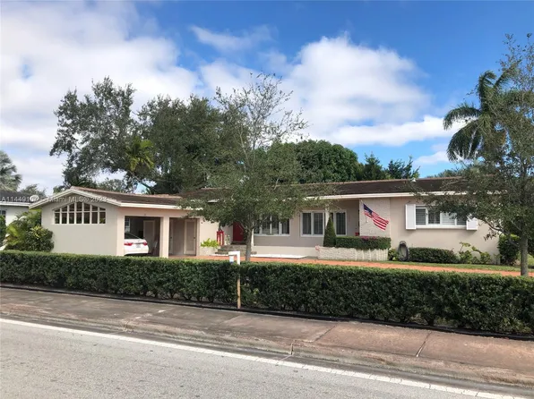 3633 S Le Jeune Rd, Miami, FL 33134