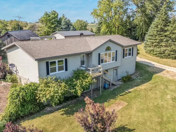 N3523 Searle Rd, Brandon, WI 53919