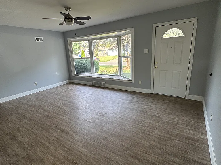 5 Glynn Dr — Photo 4