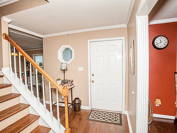 5th image of 3904 Forsythe Dr
