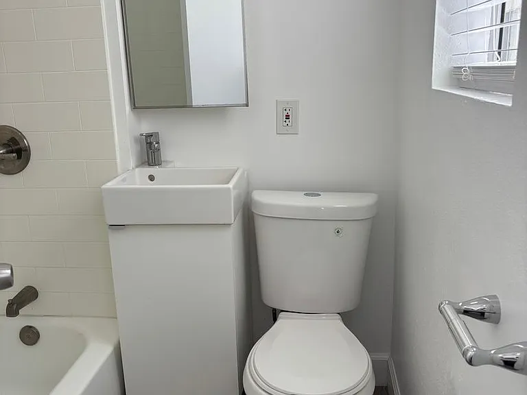 1135 Dawson Ave — Photo 10