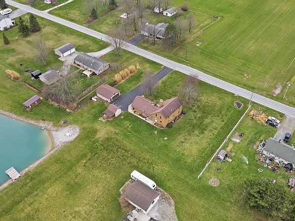 3rd image of 18934 Mudsock Rd